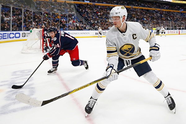 队报：巴黎请求推迟29轮联赛以备战欧冠，但被对