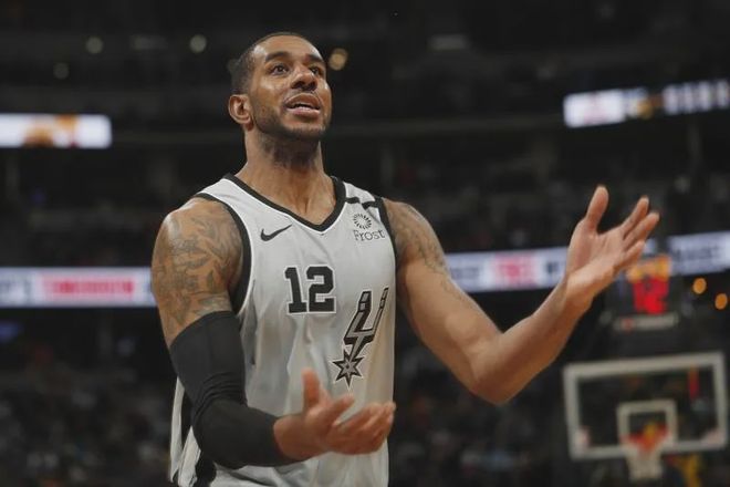 迅速赢得了 迅速赢得了