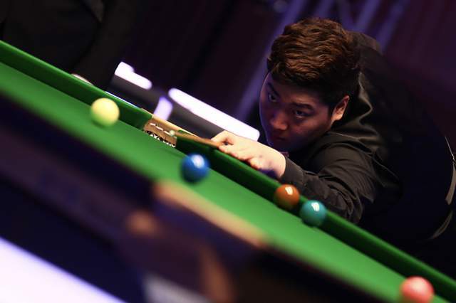 添了球队追 添了球队追